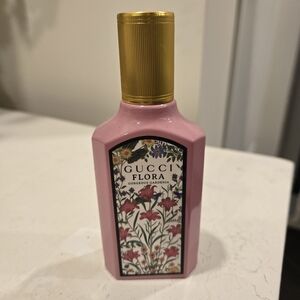 Gucci Flora Pink Bottle with Gold Cap